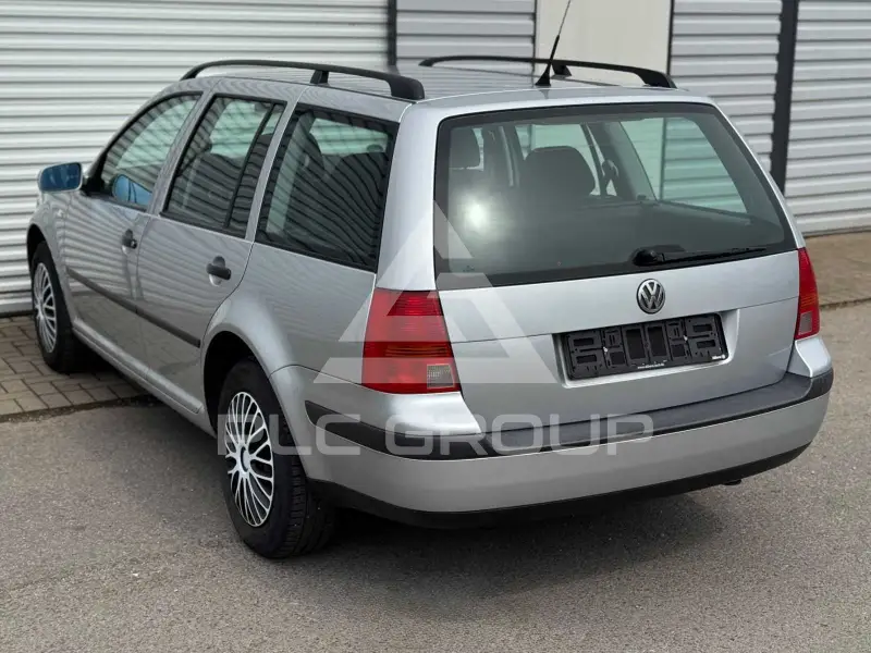 2000 Volkswagen GOLF