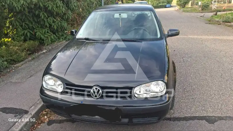 2000 Volkswagen GOLF