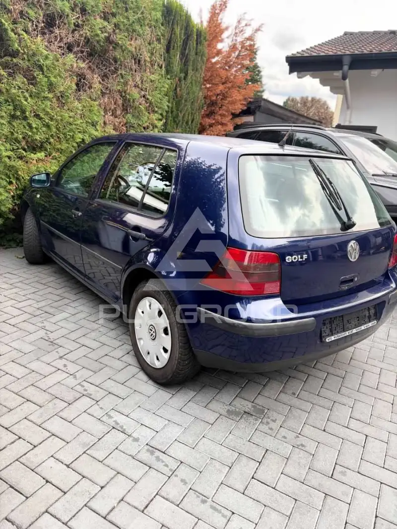 2000 Volkswagen GOLF