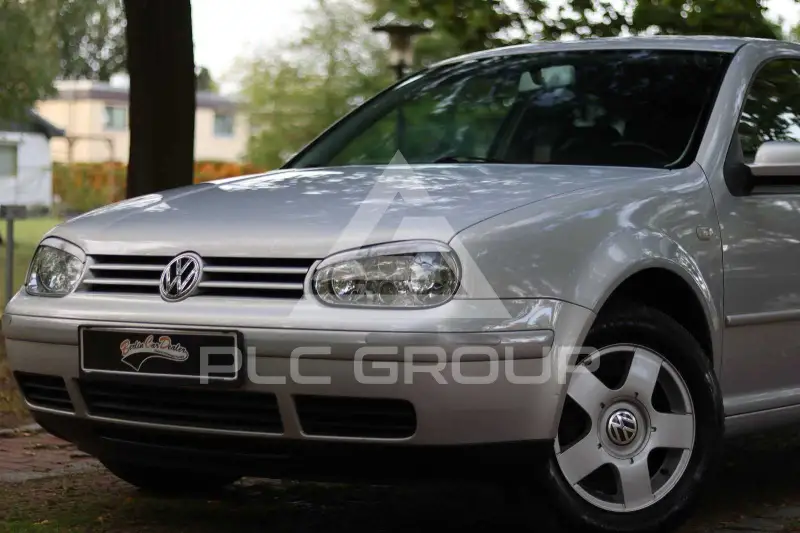 2000 Volkswagen GOLF