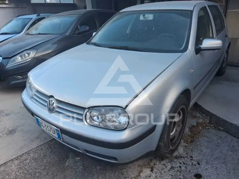 2000 Volkswagen GOLF