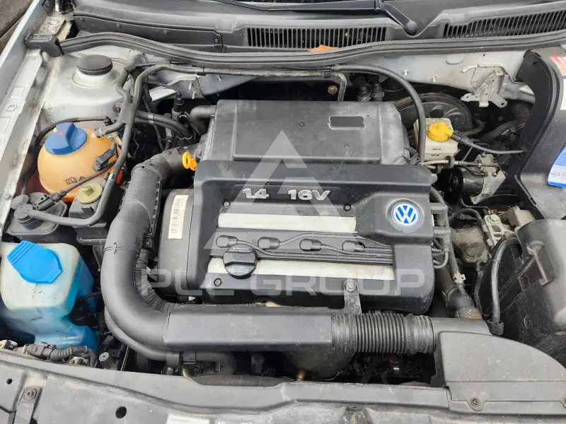 2000 Volkswagen GOLF