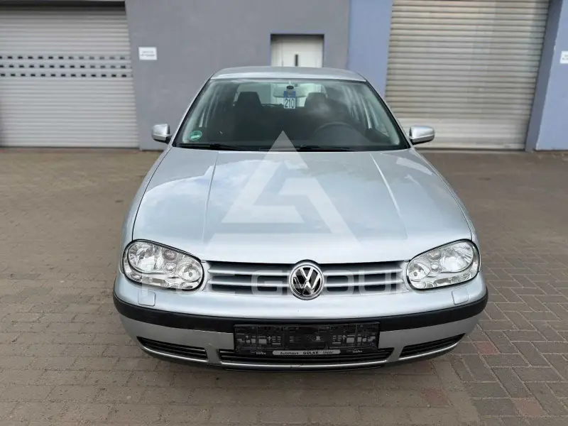 2000 Volkswagen GOLF