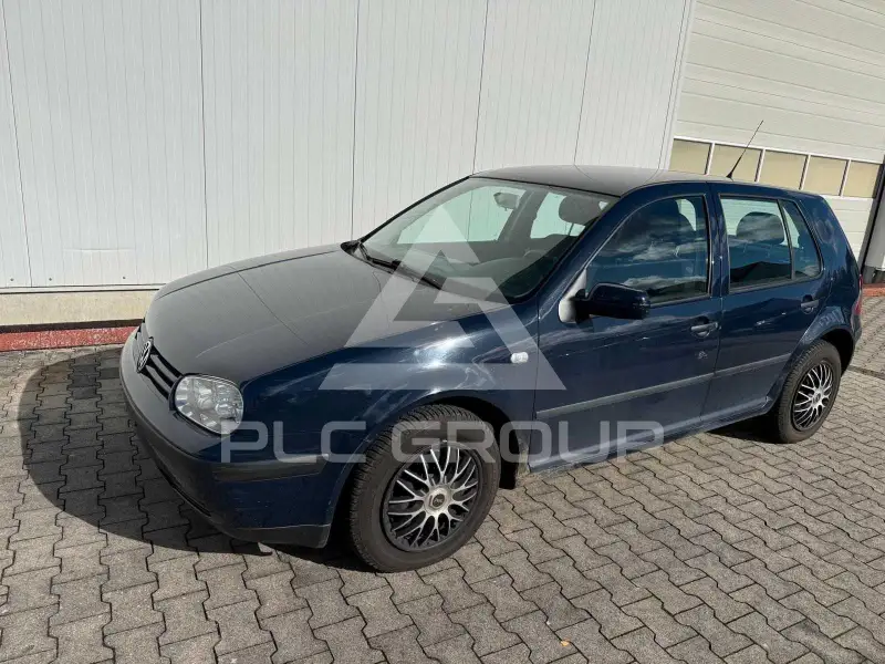 2000 Volkswagen GOLF