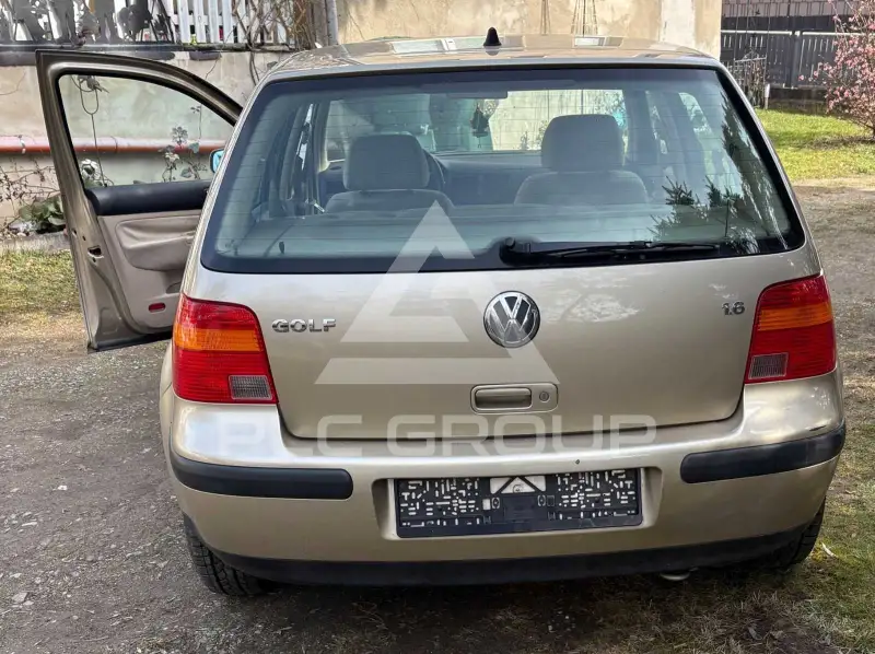 2000 Volkswagen GOLF