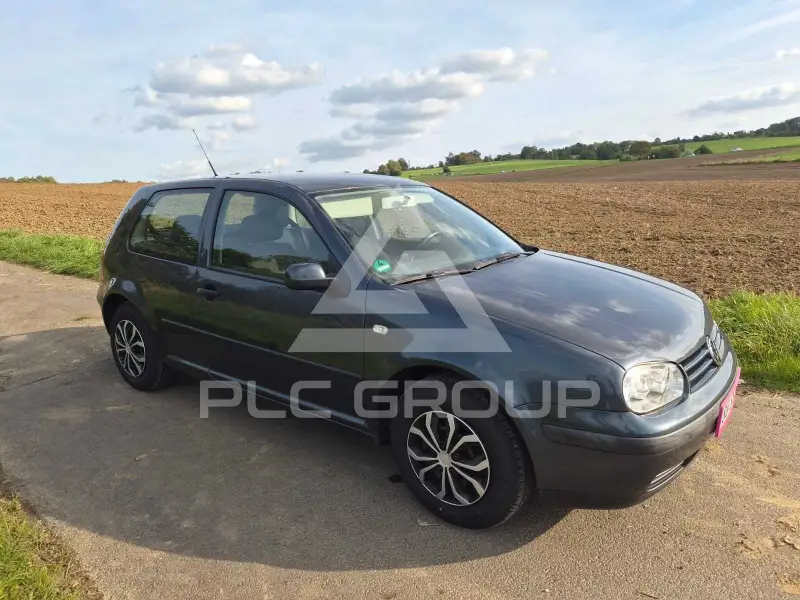 2000 Volkswagen GOLF