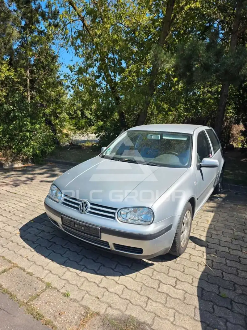 2000 Volkswagen GOLF
