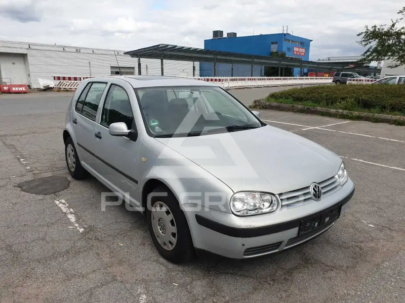 2000 Volkswagen GOLF