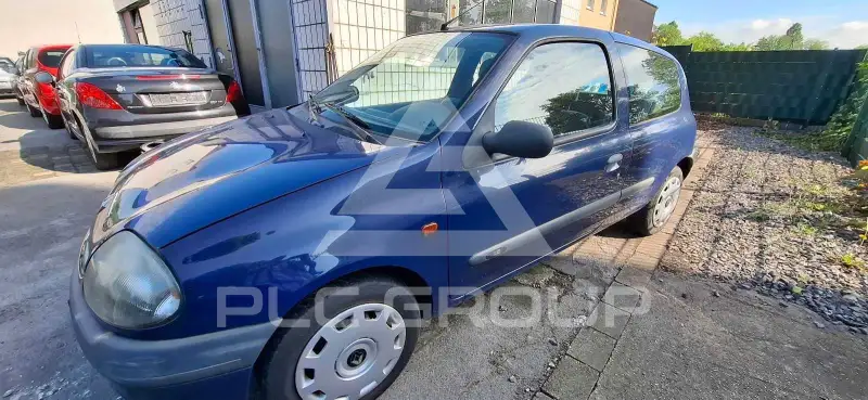 2000 Renault Clio