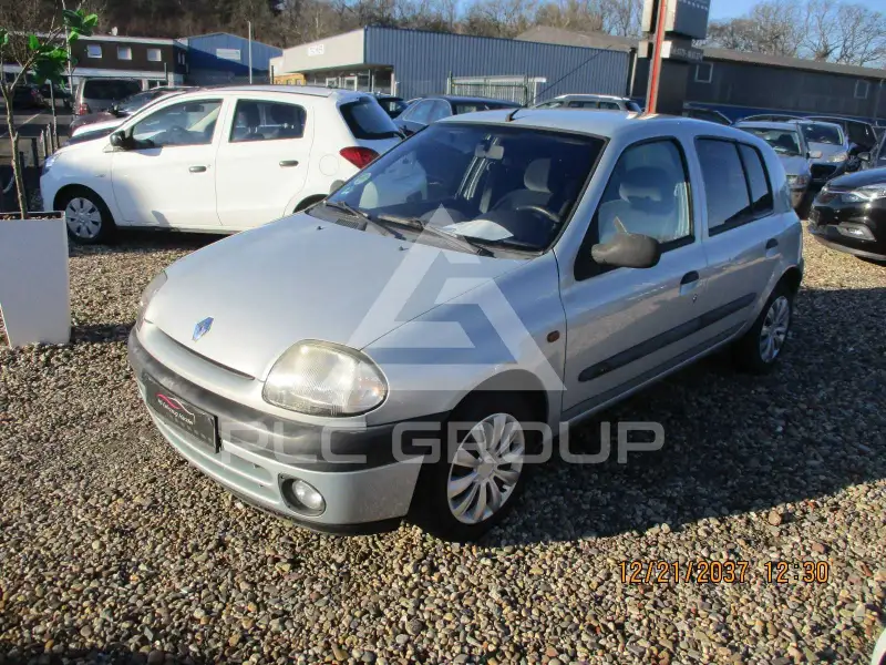 2000 Renault Clio