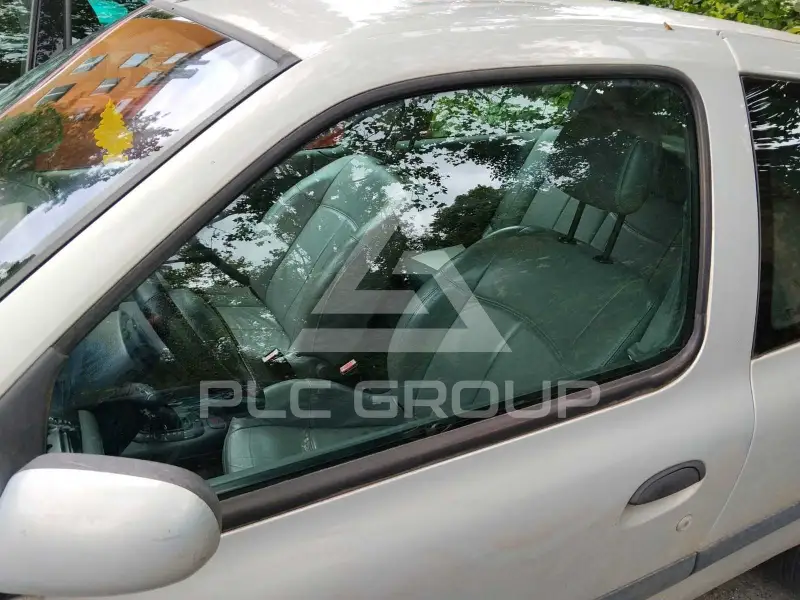 2000 Renault Clio