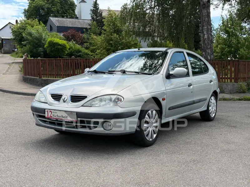 2000 Renault Megane