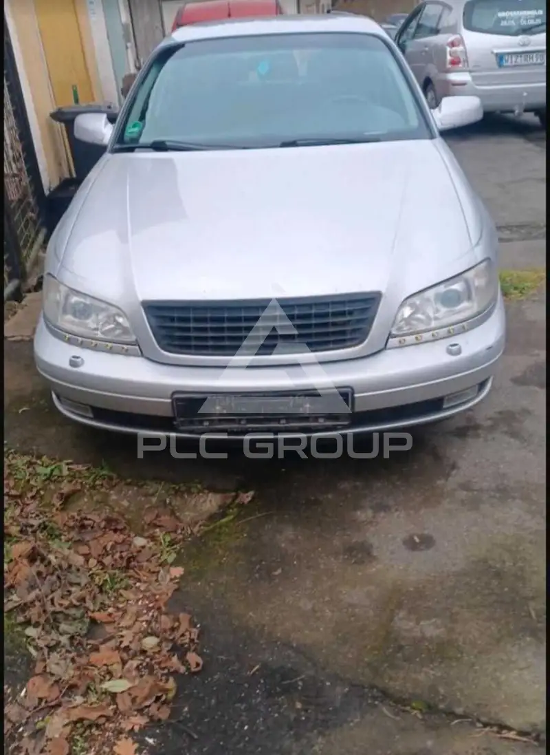 2000 Opel Omega