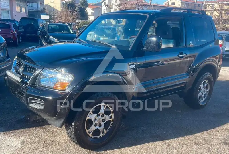 2001 Mitsubishi PAJARO