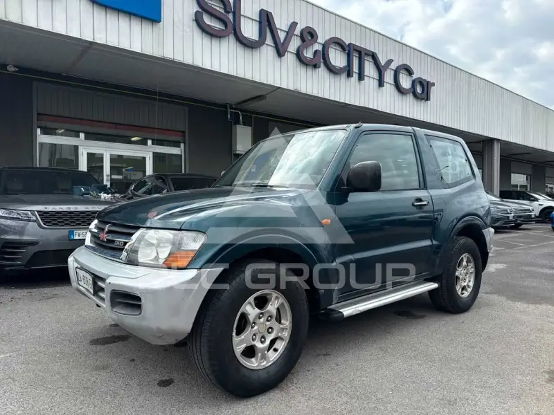 2001 Mitsubishi PAJARO