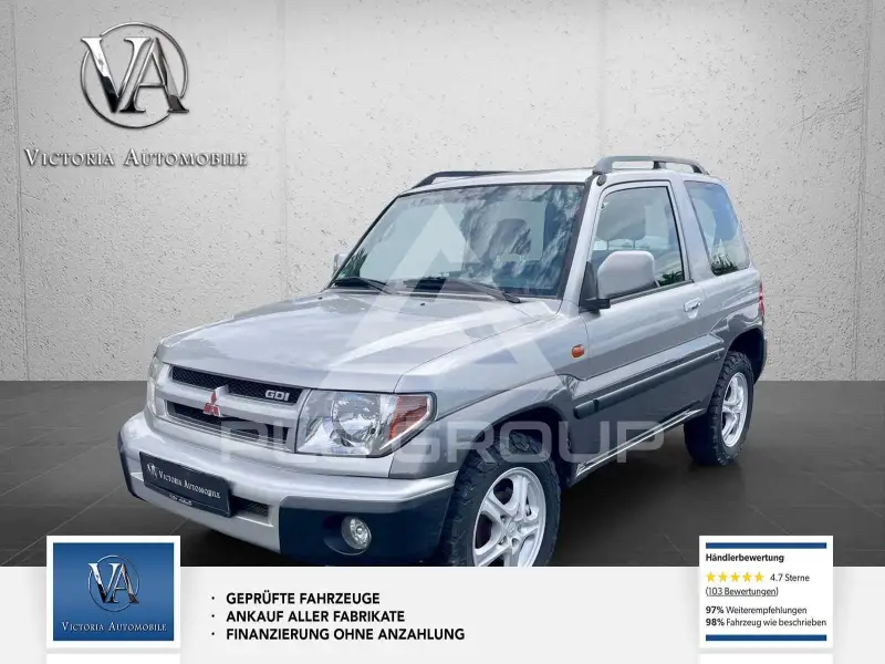 2001 Mitsubishi PAJARO