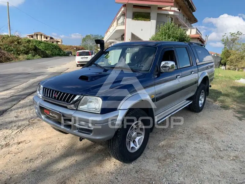 2001 Mitsubishi L200