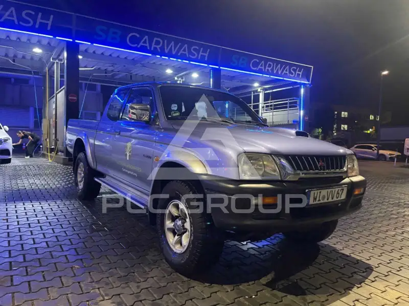 2001 Mitsubishi L200