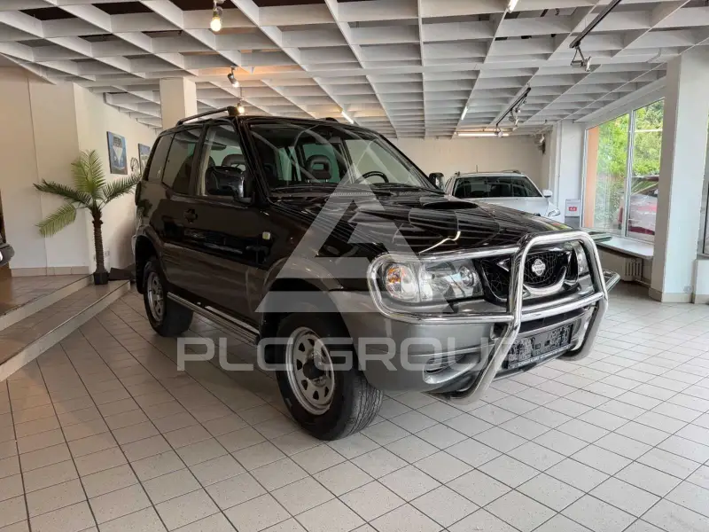 2001 Nissan Terrano