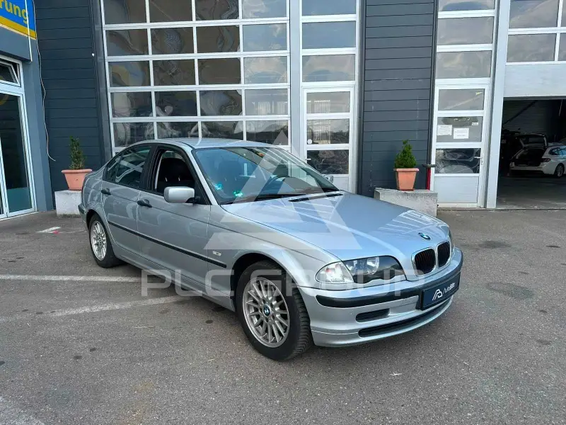 2001 BMW 316