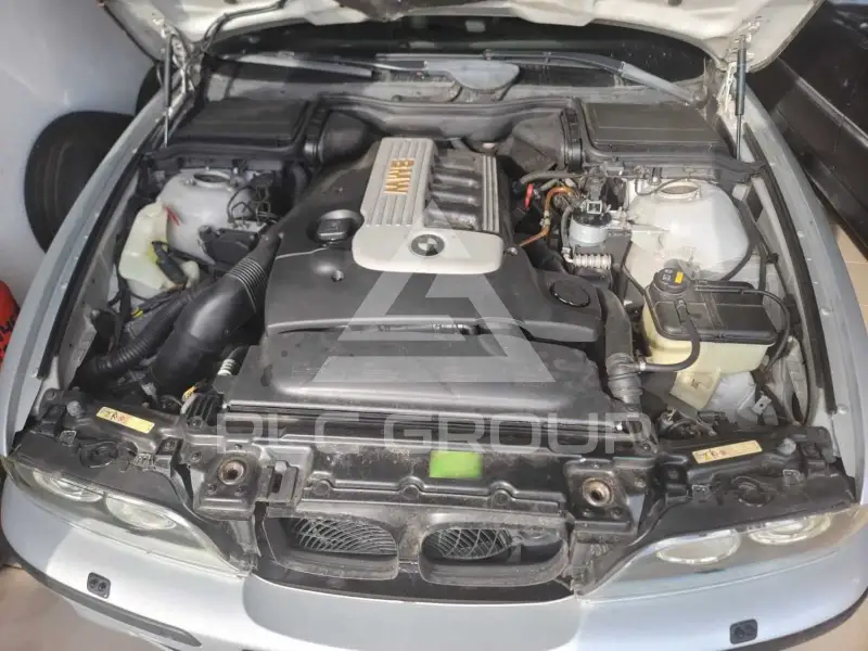 2001 BMW 530