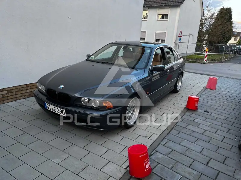 2001 BMW 530