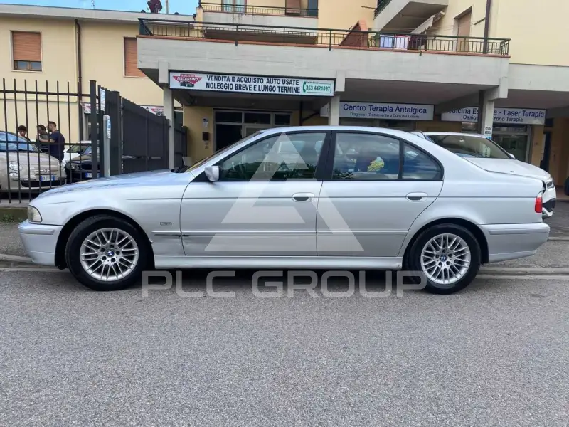 2001 BMW 530