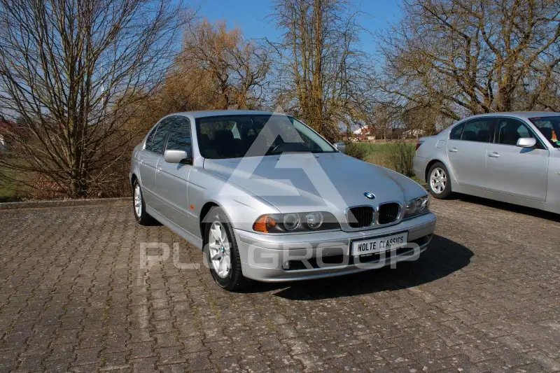 2001 BMW 525
