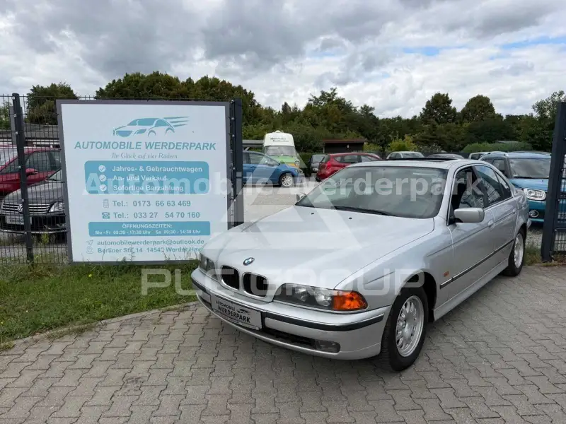 2001 BMW 525