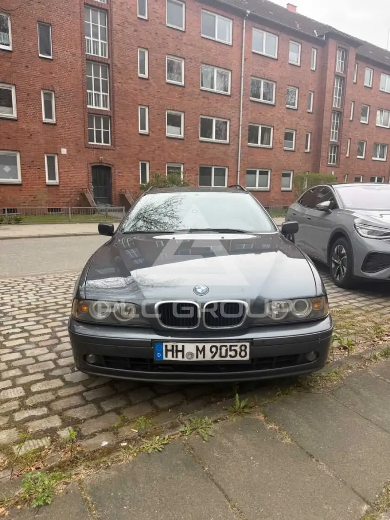 2001 BMW 525