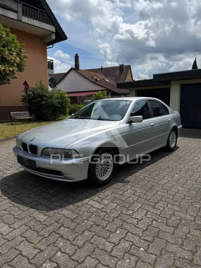 2001 BMW 525