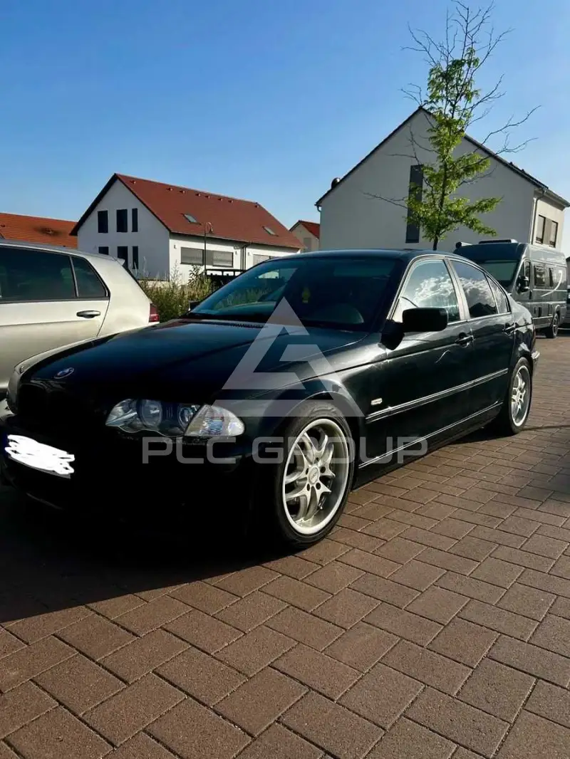 2001 BMW 320