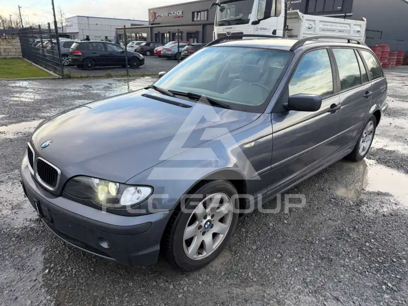 2001 BMW 320