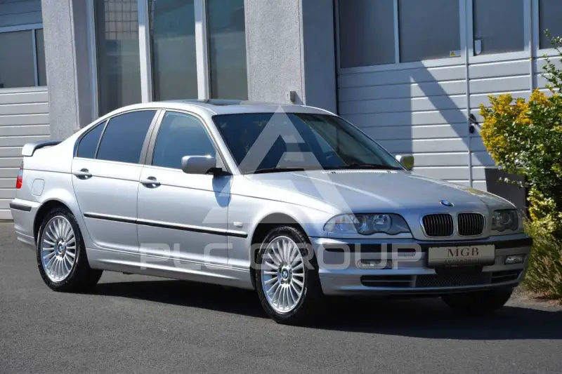 2001 BMW 330