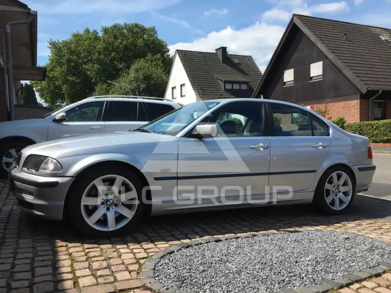 2001 BMW 330