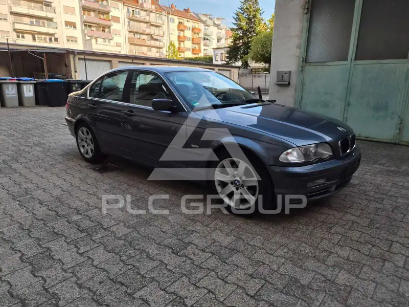 2001 BMW 330