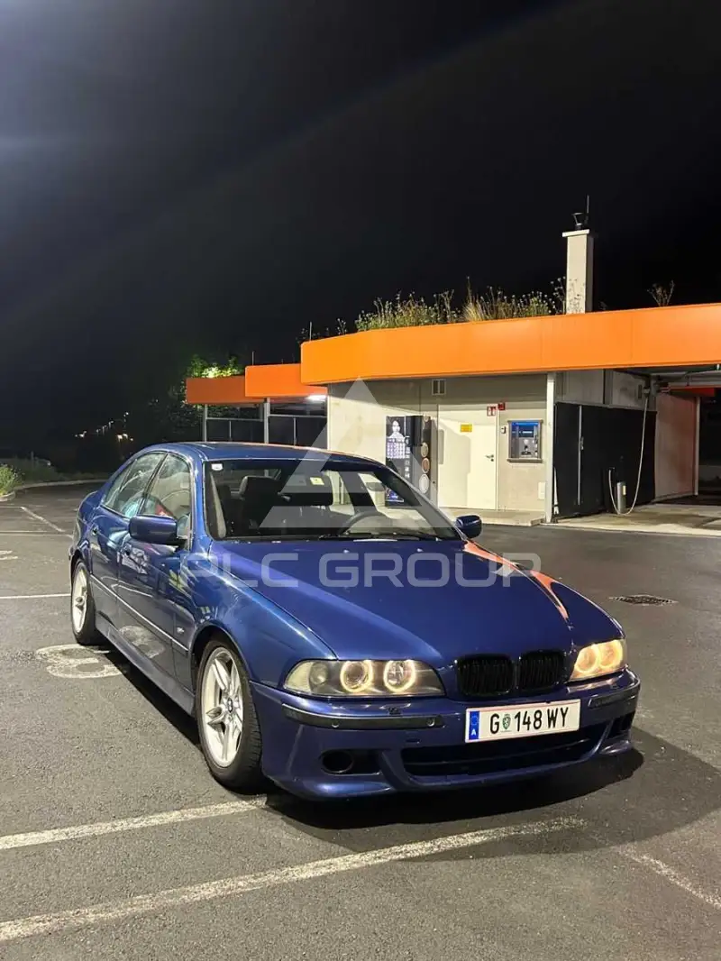 2001 BMW 540