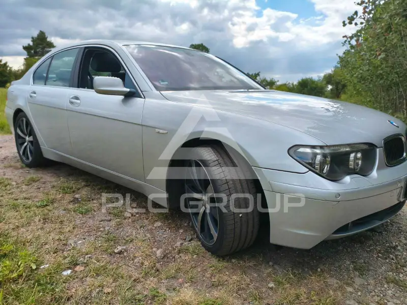 2001 BMW 735