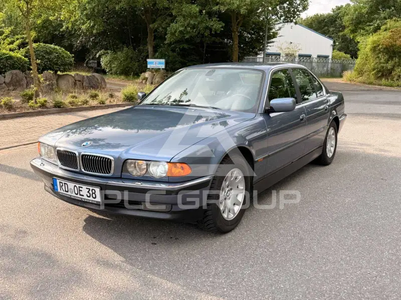 2001 BMW 735