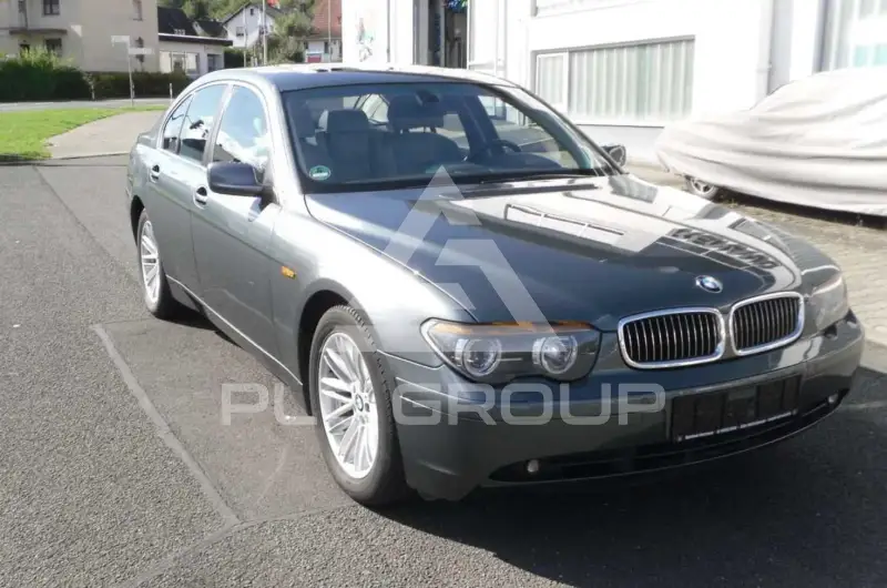 2001 BMW 735