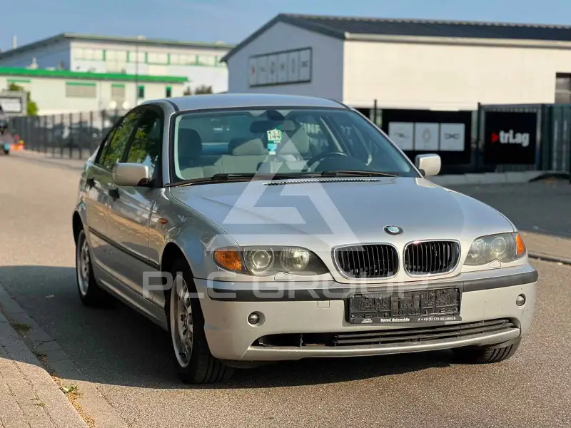 2001 BMW 318