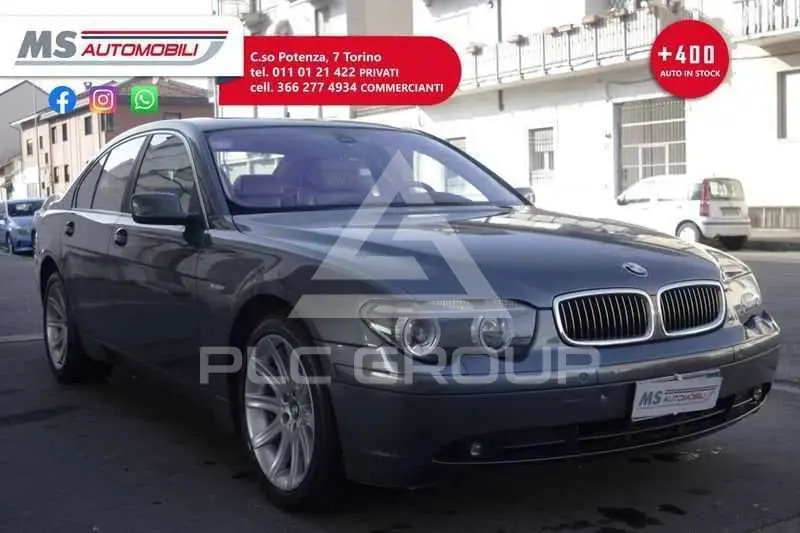 2001 BMW 745