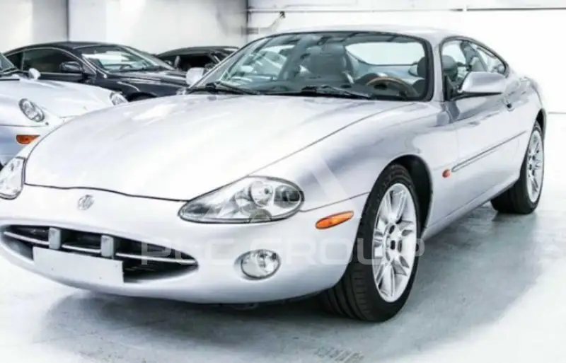 2001 Jaguar XK8