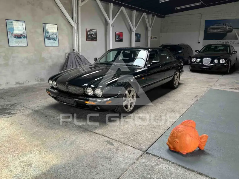2001 Jaguar XJR