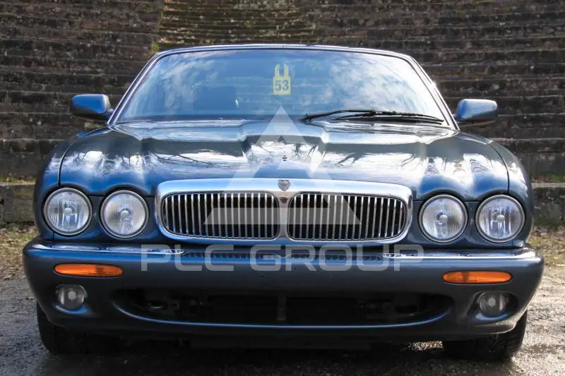 2001 Jaguar XJR