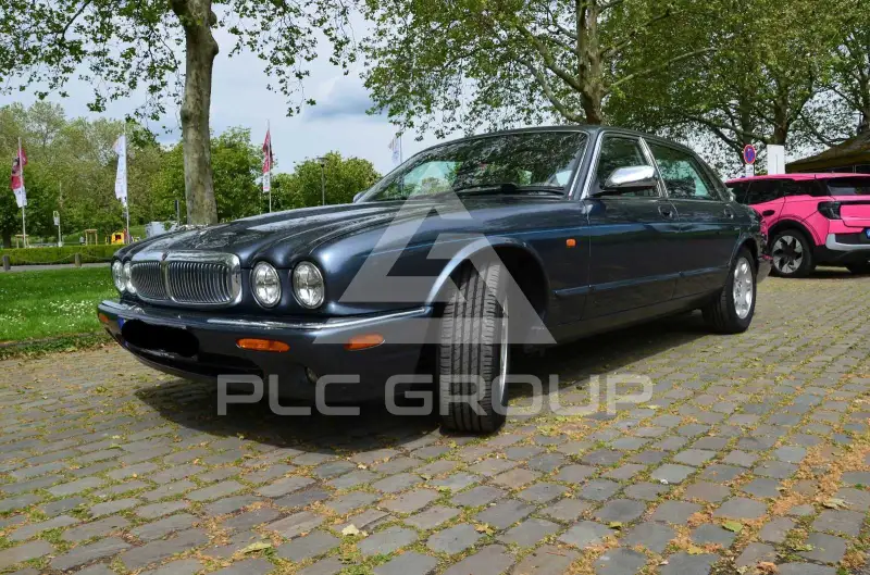 2001 Jaguar XJ