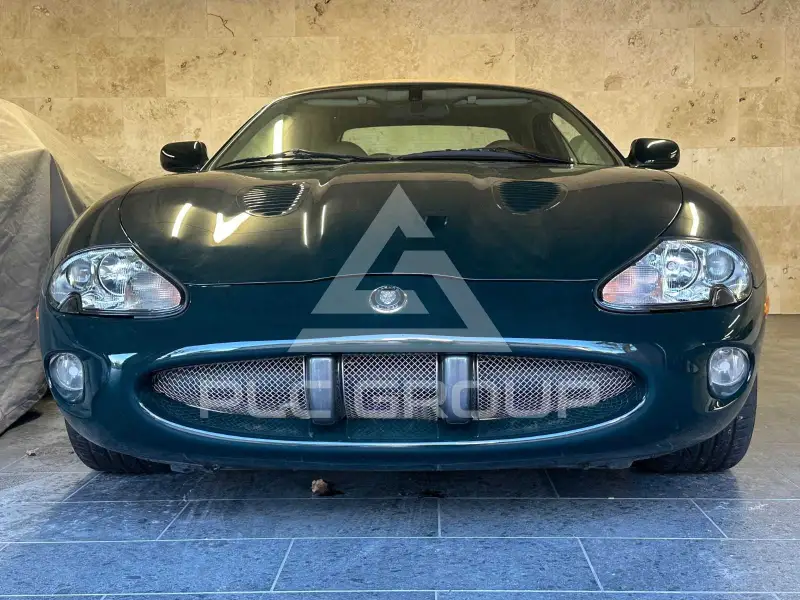 2001 Jaguar XKR