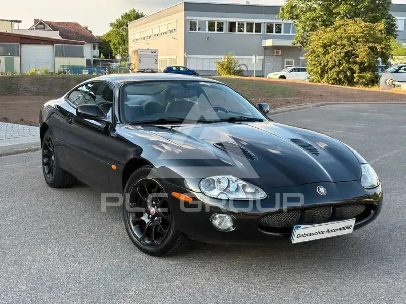 2001 Jaguar XKR