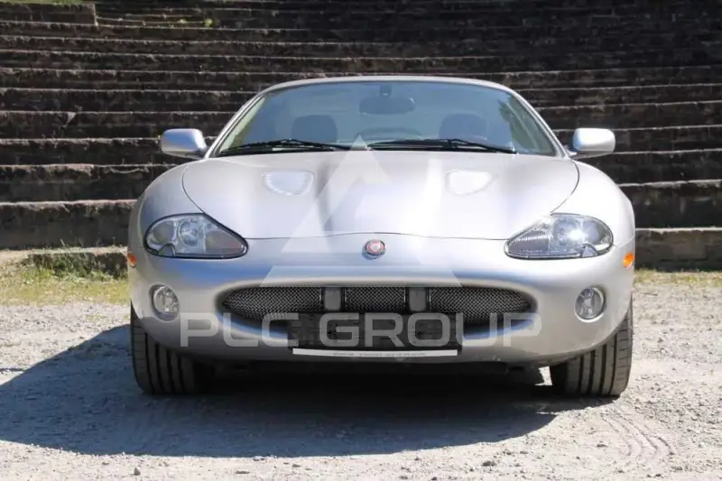 2001 Jaguar XKR