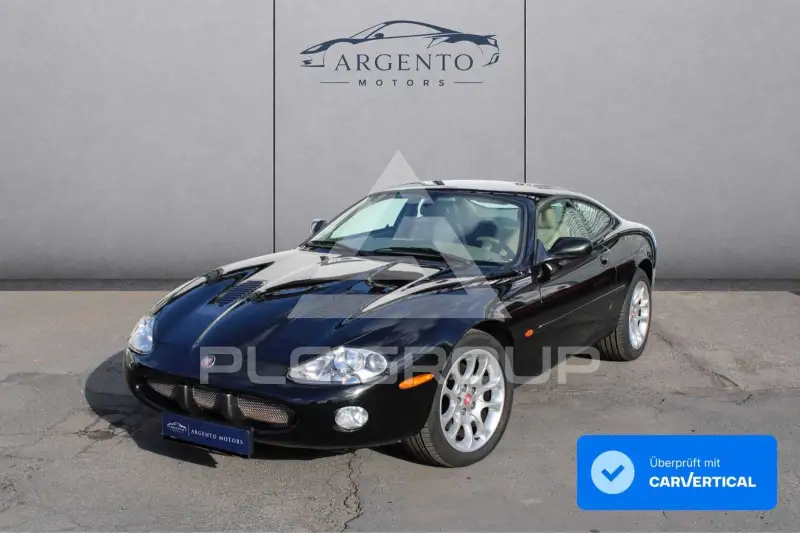 2001 Jaguar XKR